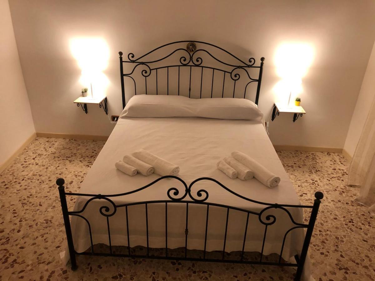 Apartament La Casa Di Vincenzo Syrakuzy Zewnętrze zdjęcie